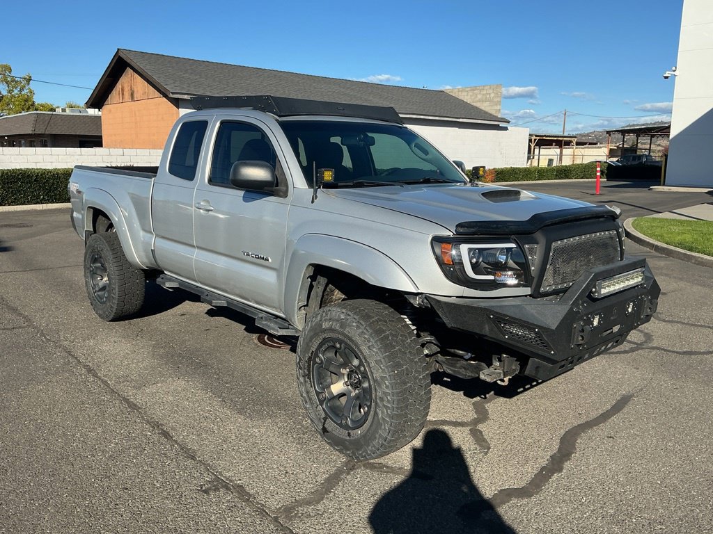 Used 2010 Toyota Tacoma 4x4 Access Cab V6 image 6