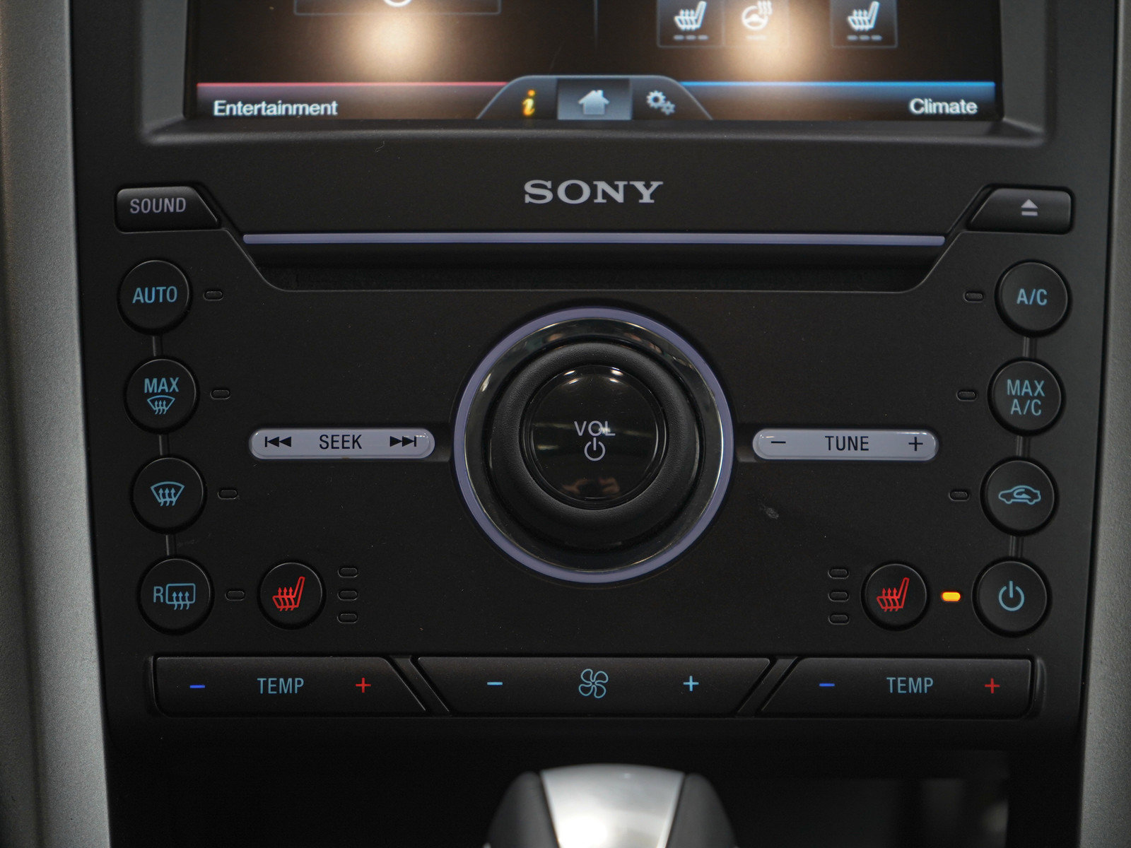 Used 2016 Ford Fusion Titanium image 16