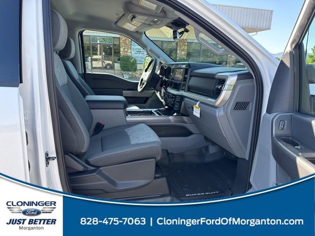 New 2025 Ford F450 XLT w/ XLT Value Package image 14
