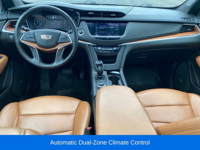 Used 2020 Cadillac XT5 Premium Luxury w/ LPO, Floor Liner Package AWD/4WD image 5