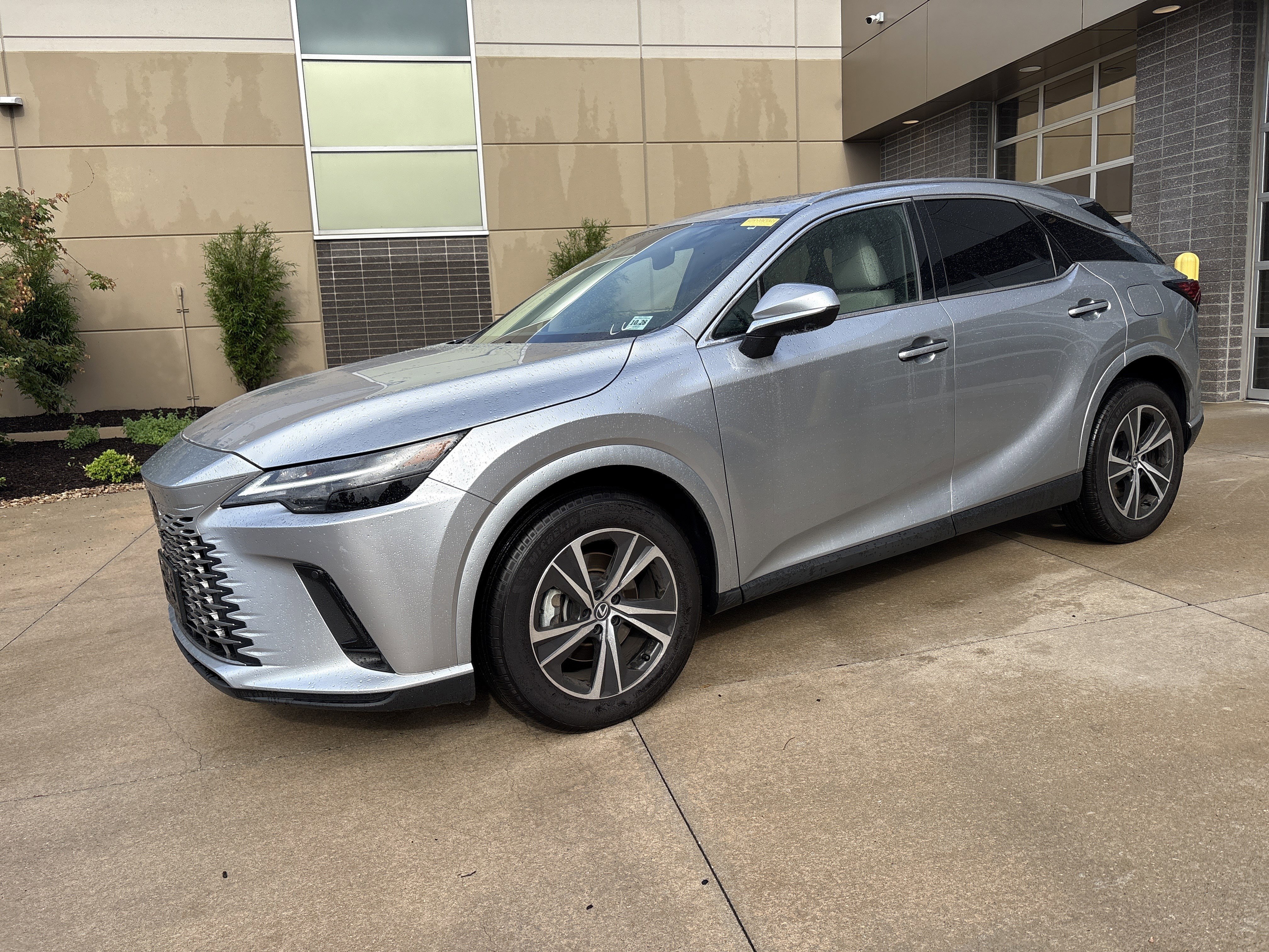 Used 2024 Lexus RX 350 Premium w/ Convenience Package AWD/4WD image 5