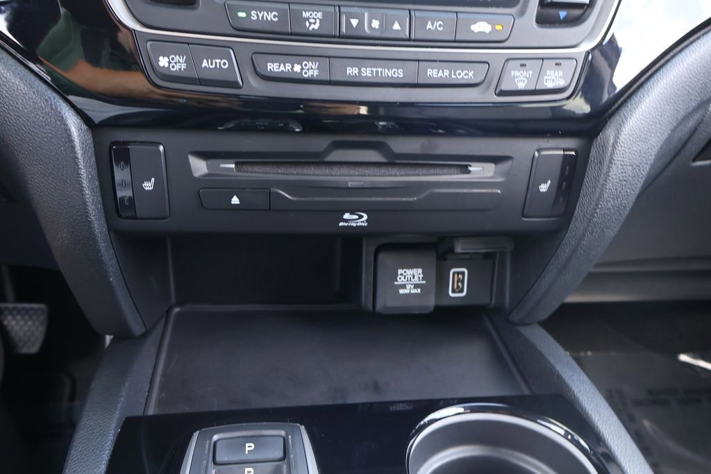 Used 2021 Honda Pilot Touring image 32