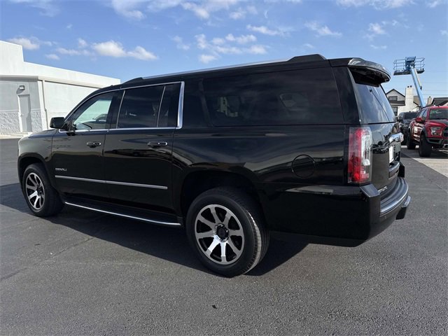Used 2016 GMC Yukon XL Denali w/ Open Road Package image 2