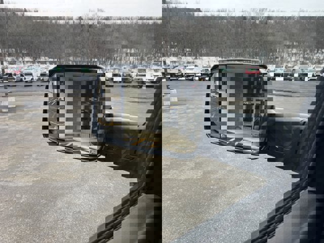 Used 2018 RAM 2500 Tradesman w/ Chrome Appearance Group image 30