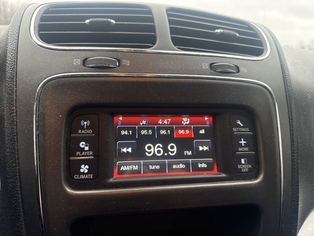 Used 2020 Dodge Journey SE image 21