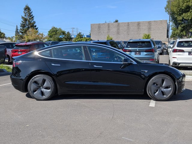 Used 2019 Tesla Model 3 Mid Range image 4