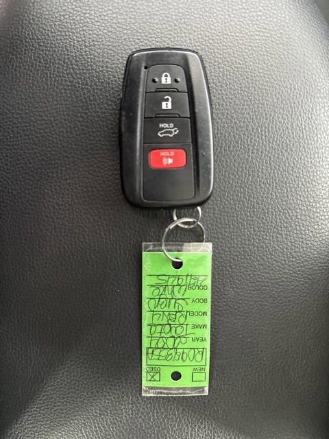 Used 2024 Toyota RAV4 XLE w/ Convenience Package image 32