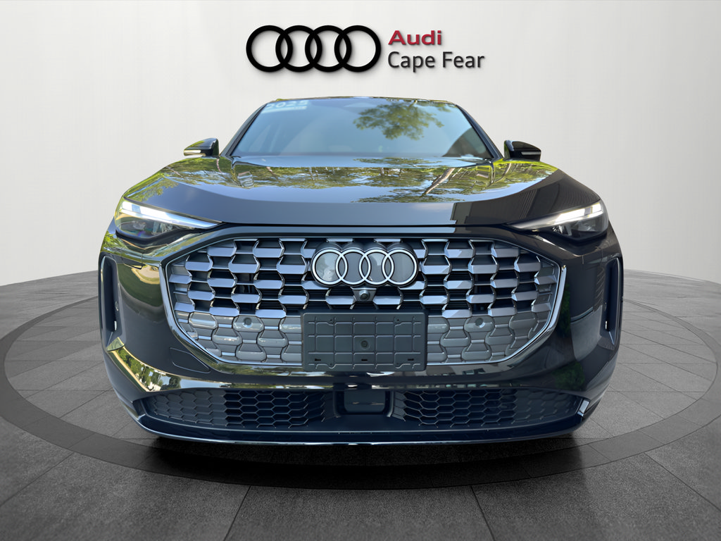 Certified 2025 Audi Q5 Premium AWD/4WD image 8