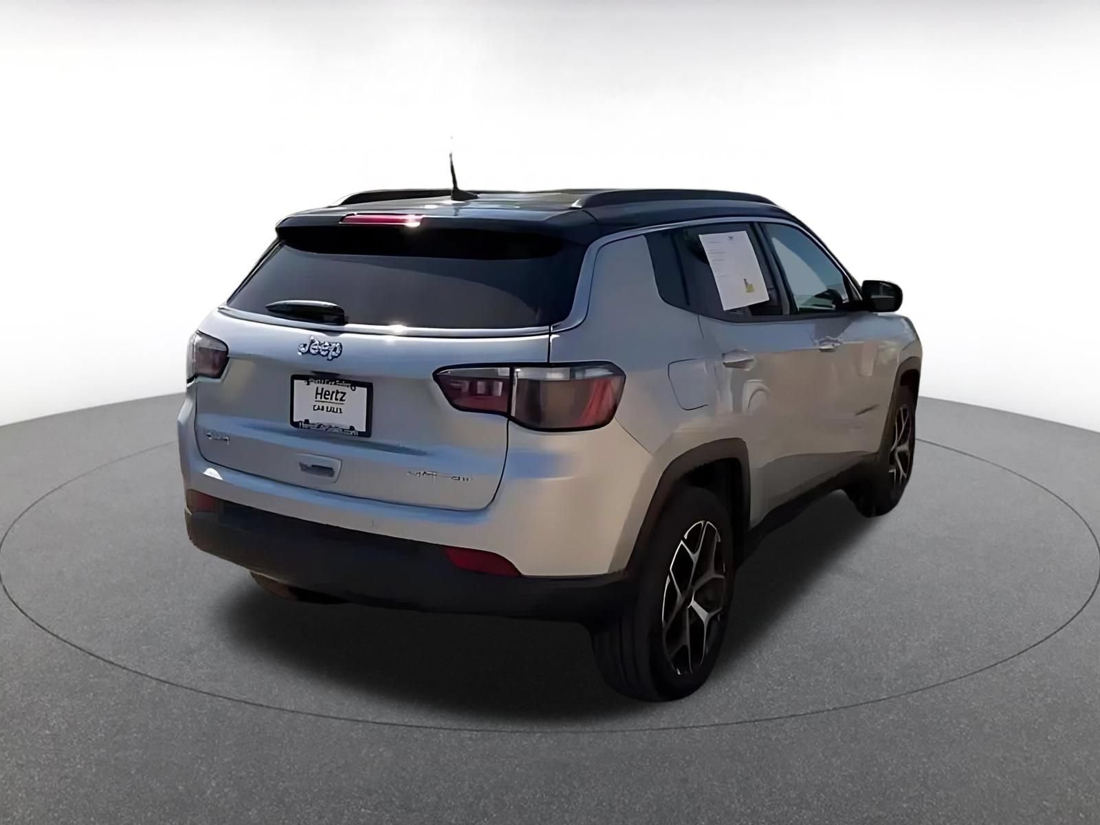 Used 2025 Jeep Compass Limited AWD/4WD image 15
