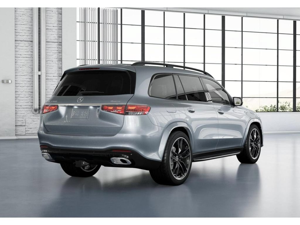Used 2025 Mercedes-Benz GLS 580 4MATIC image 22