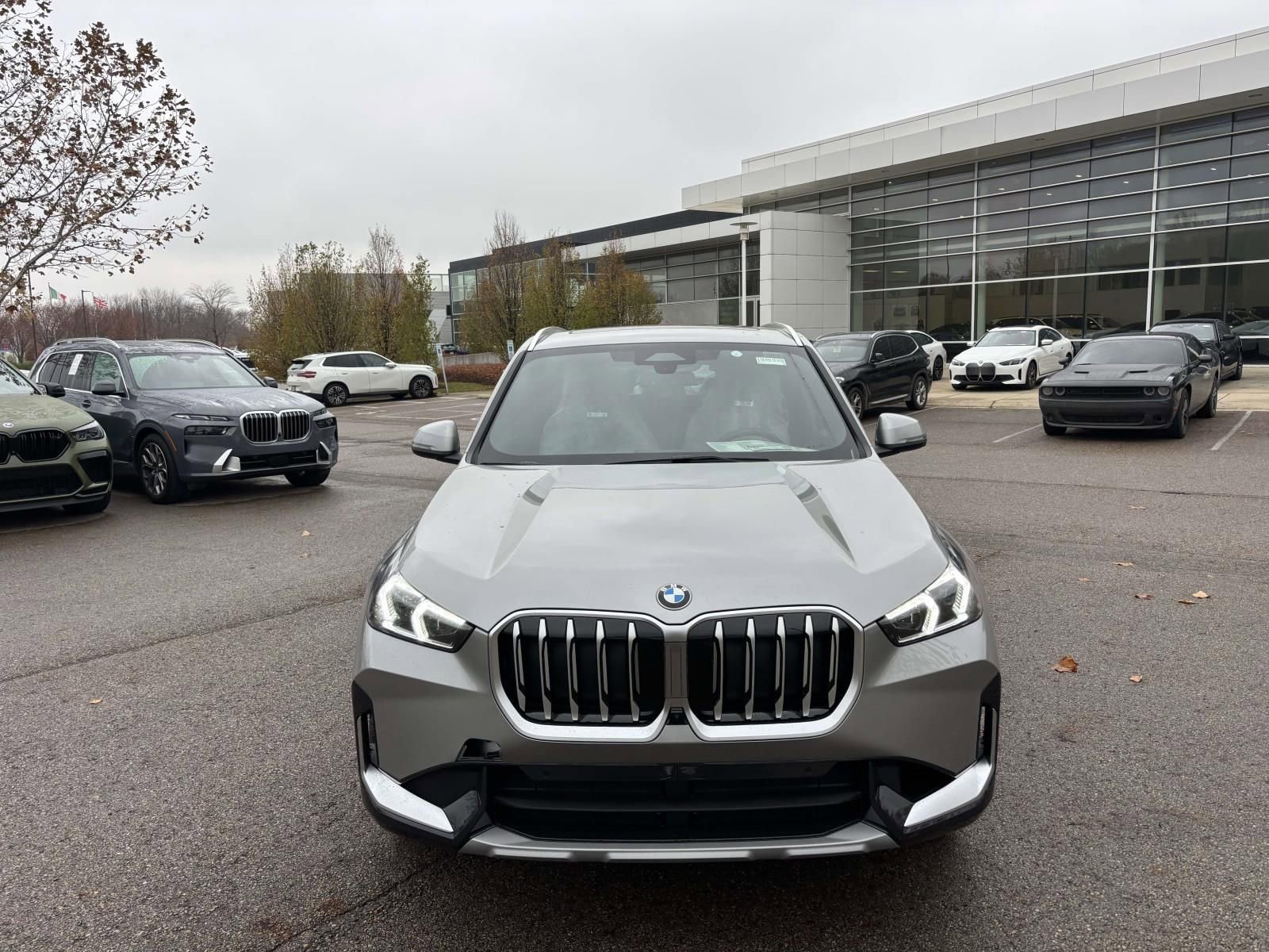 New 2026 BMW X1 xDrive28i w/ Technology Package AWD/4WD image 2