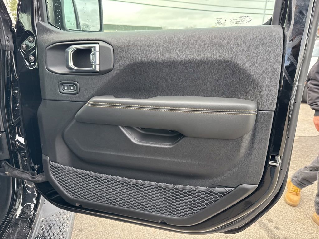 New 2026 Jeep Wrangler Sahara image 31