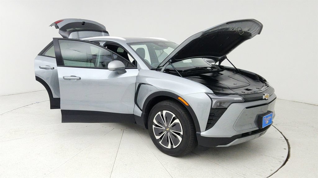 Certified 2024 Chevrolet Blazer EV LT AWD/4WD image 9