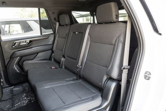 Used 2025 Chevrolet Tahoe LS RWD image 12