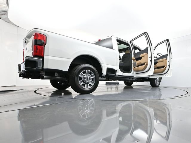 New 2026 Ford F350 Lariat image 40