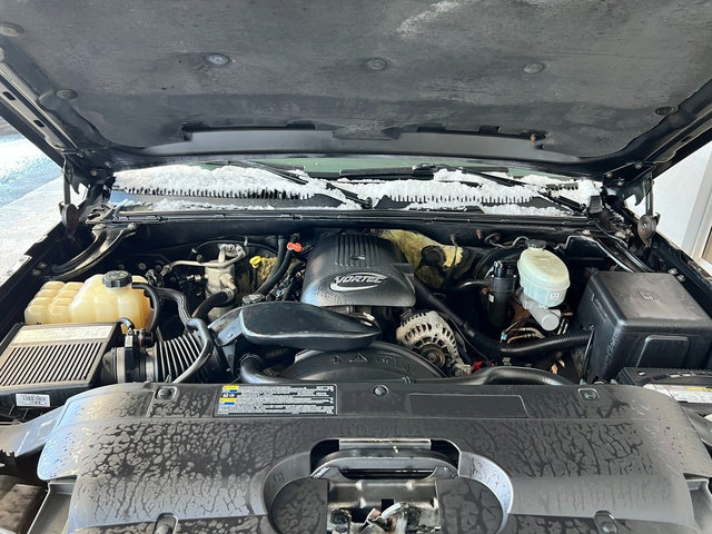 Used 2004 Chevrolet Silverado 1500 LS image 4