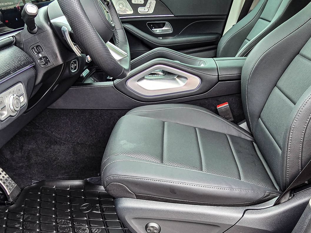 New 2026 Mercedes-Benz GLS 450 4MATIC image 11