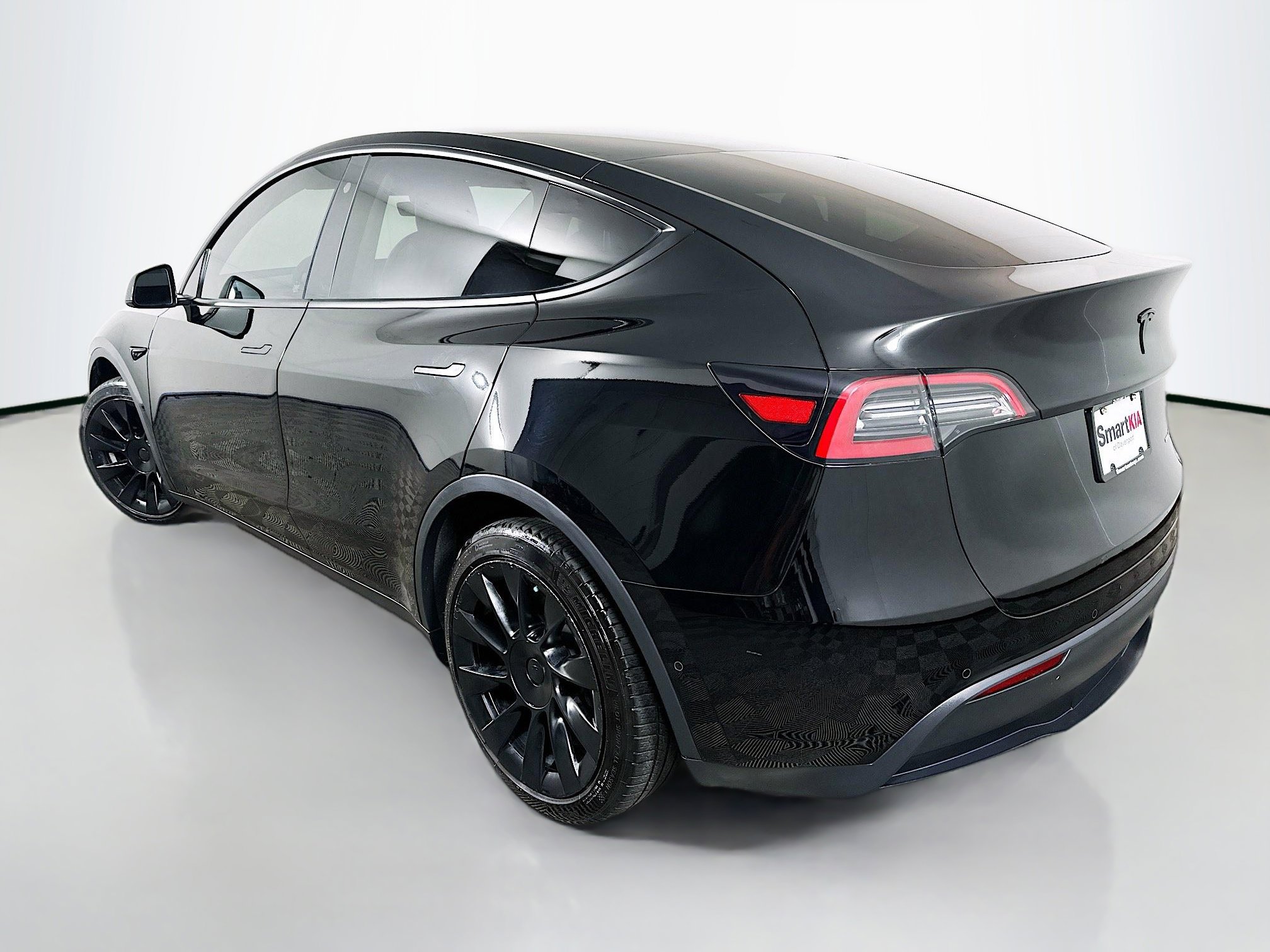 Used 2021 Tesla Model Y Long Range AWD/4WD image 5