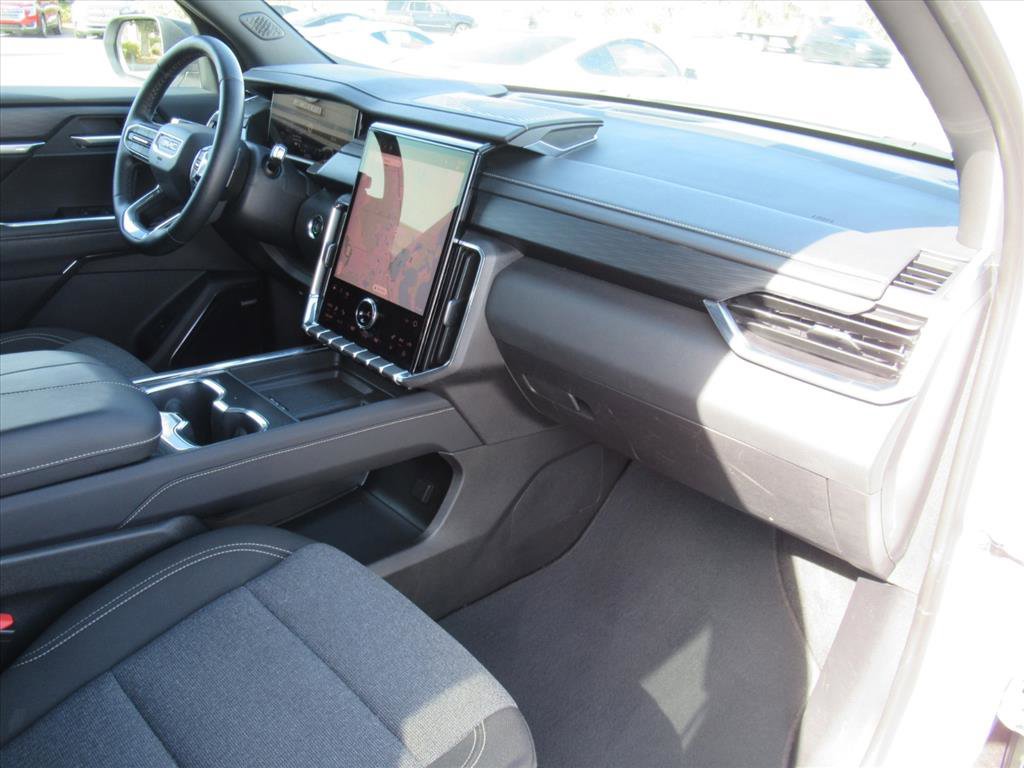 Used 2025 GMC Acadia Elevation FWD image 10