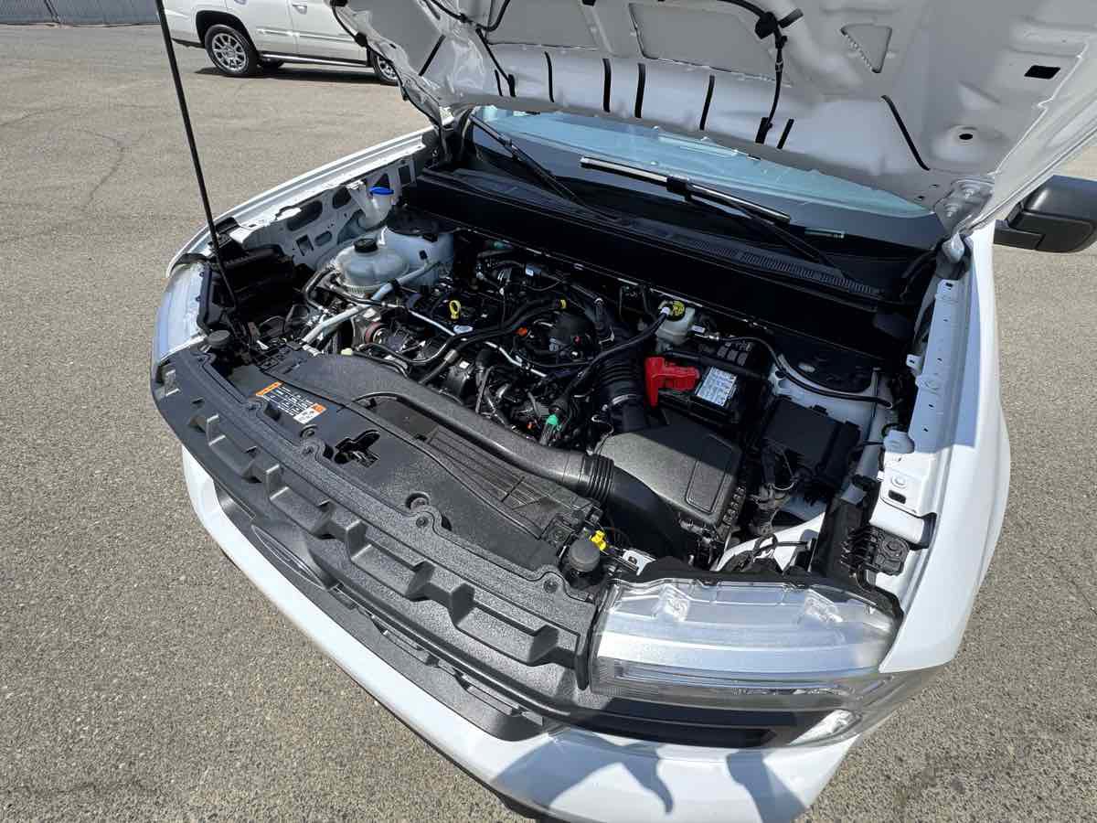 Used 2022 Ford Maverick XL image 41