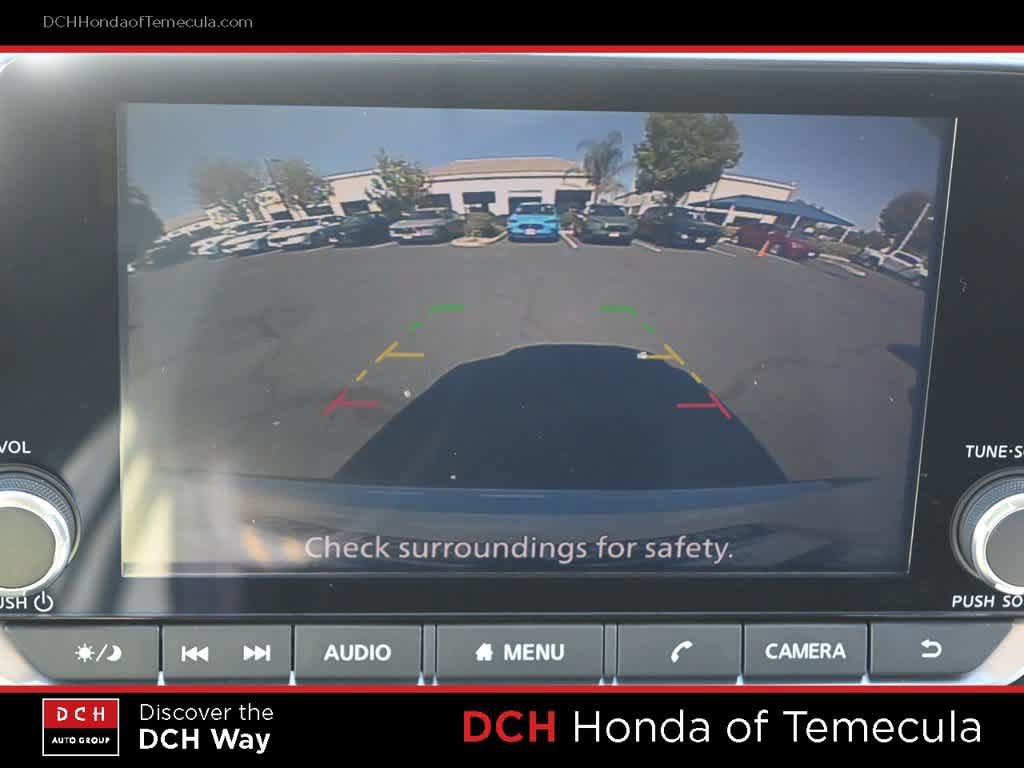 Used 2022 Nissan Rogue SV FWD image 13