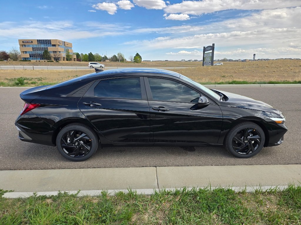 New 2026 Hyundai Elantra Sport FWD image 6