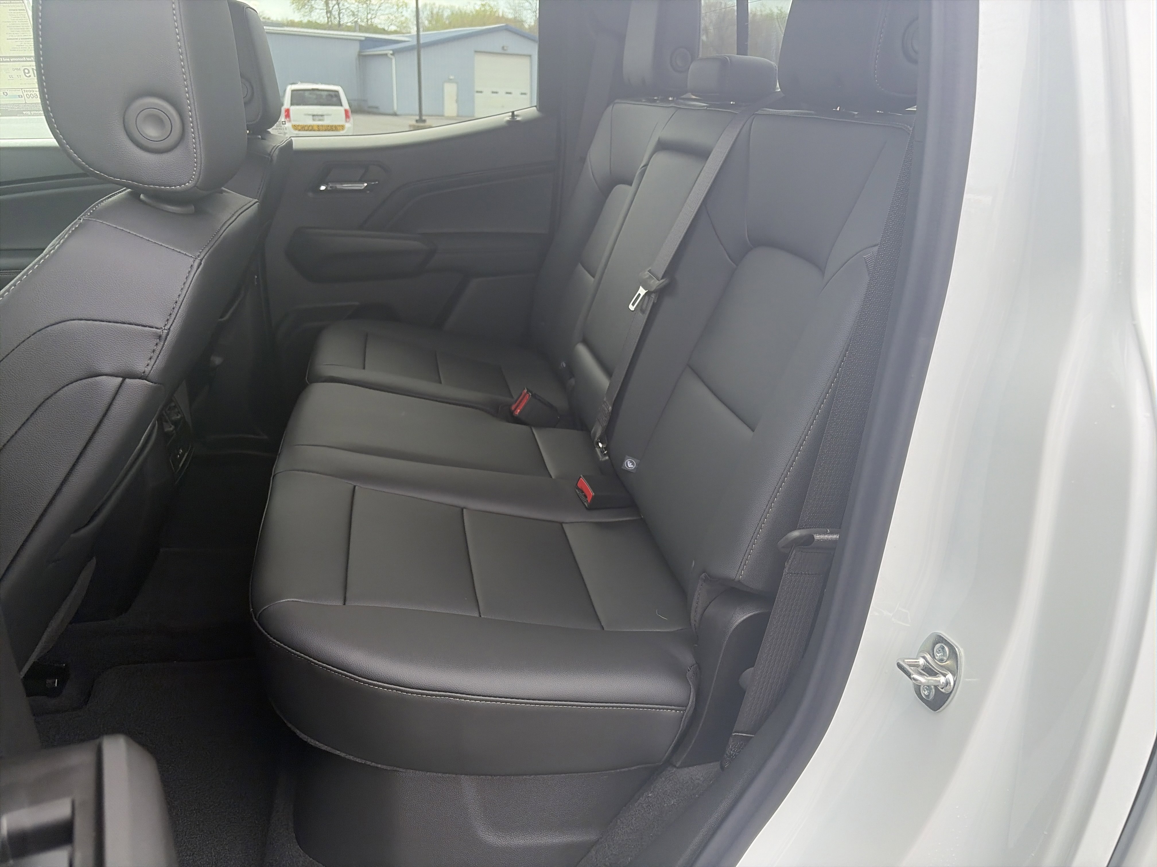 New 2026 Chevrolet Colorado LT w/ LT Convenience Package AWD/4WD image 13