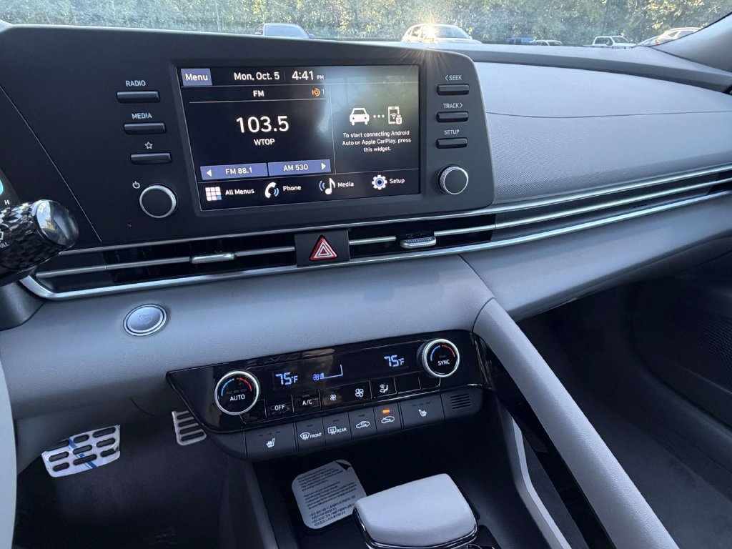 New 2026 Hyundai Elantra SEL Sport Premium FWD image 18
