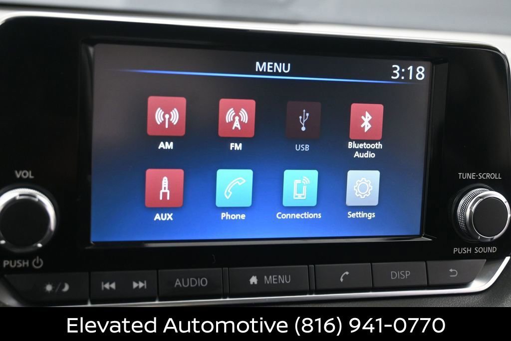Certified 2025 Nissan Sentra S FWD image 9
