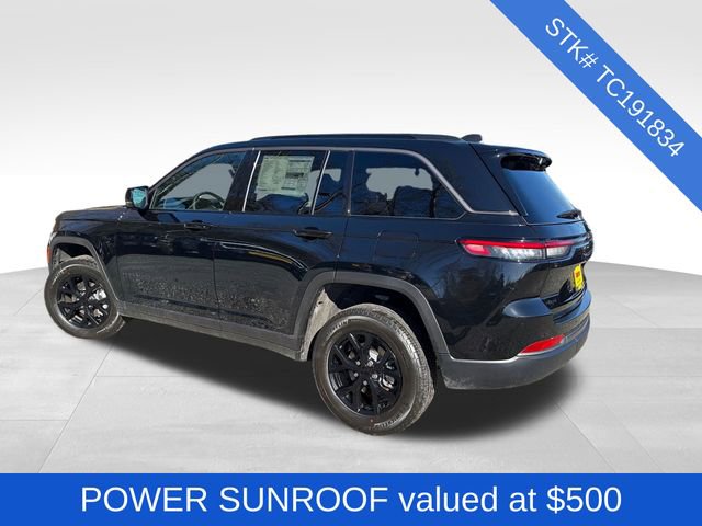 New 2026 Jeep Grand Cherokee Altitude image 5