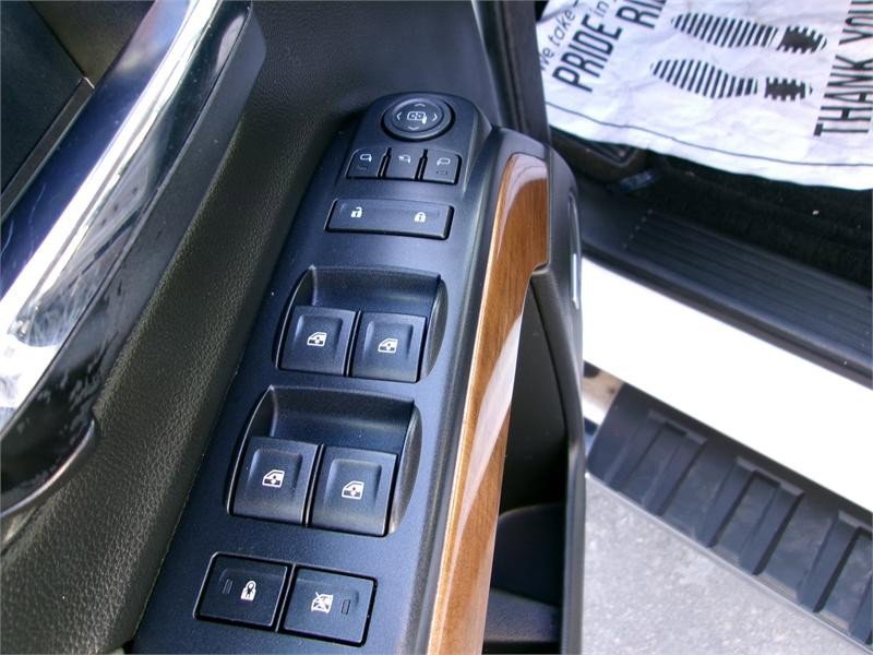 Used 2018 Chevrolet Silverado 1500 LTZ w/ Sport Package image 17