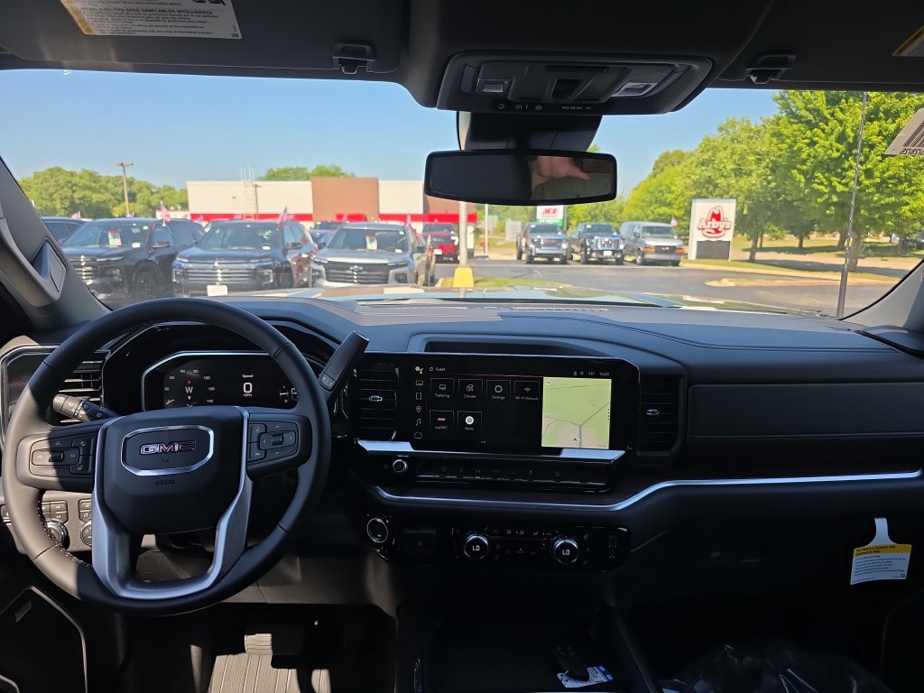 New 2026 GMC Sierra 2500 SLT w/ SLT Premium Package AWD/4WD image 13