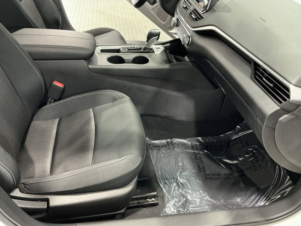 Used 2025 Nissan Altima 2.5 S image 18