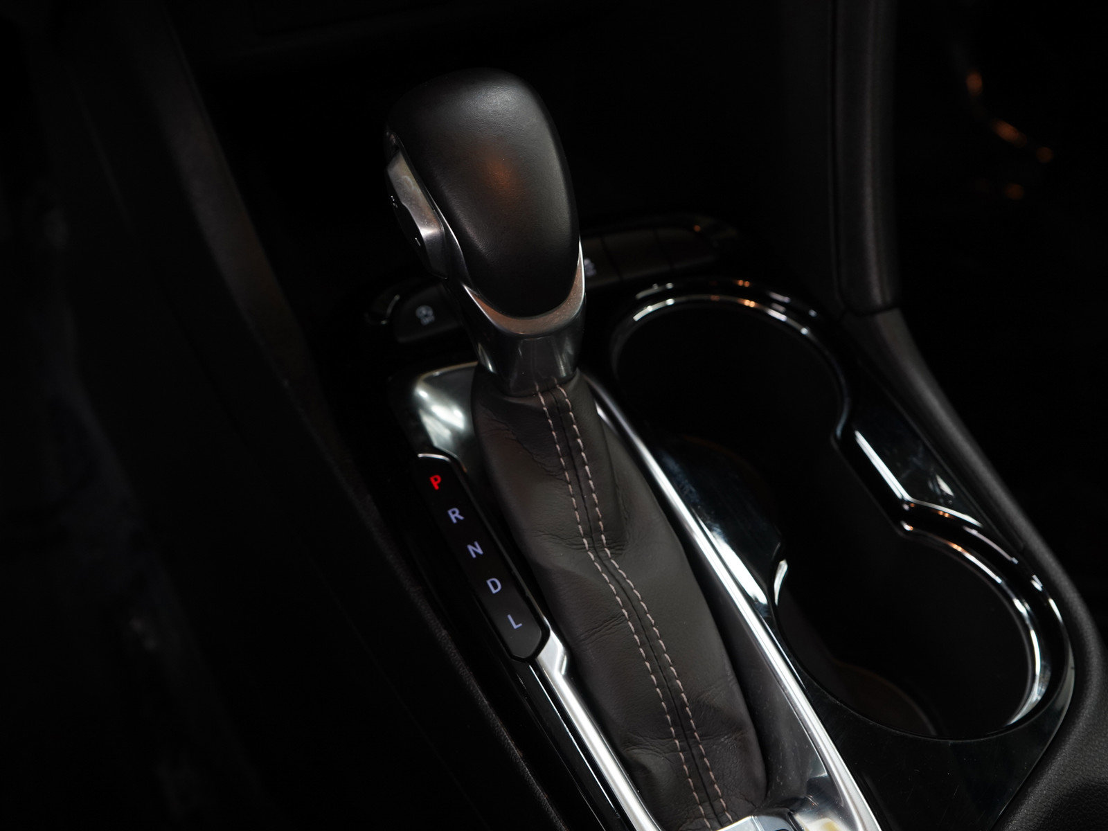 Used 2020 Buick Encore GX Essence image 20