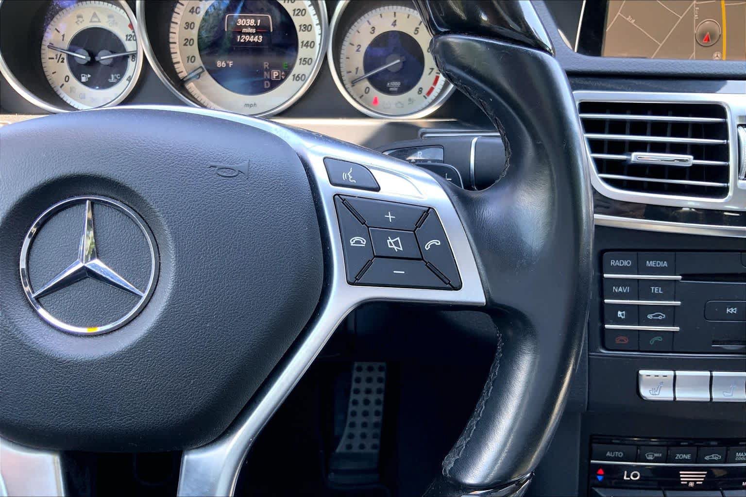 Used 2016 Mercedes-Benz E 350 4MATIC Wagon image 25