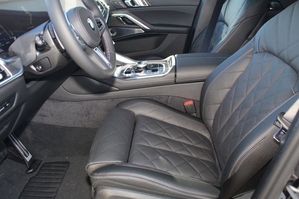 New 2026 BMW X6 M60i image 19