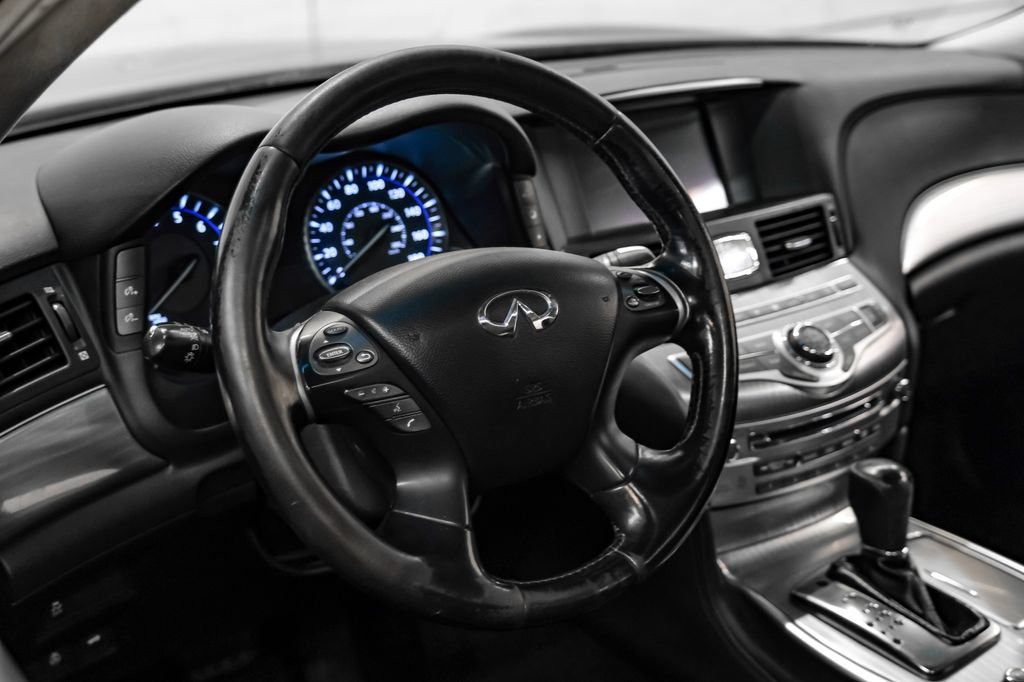 Used 2019 INFINITI Q70 L 3.7 RWD image 15