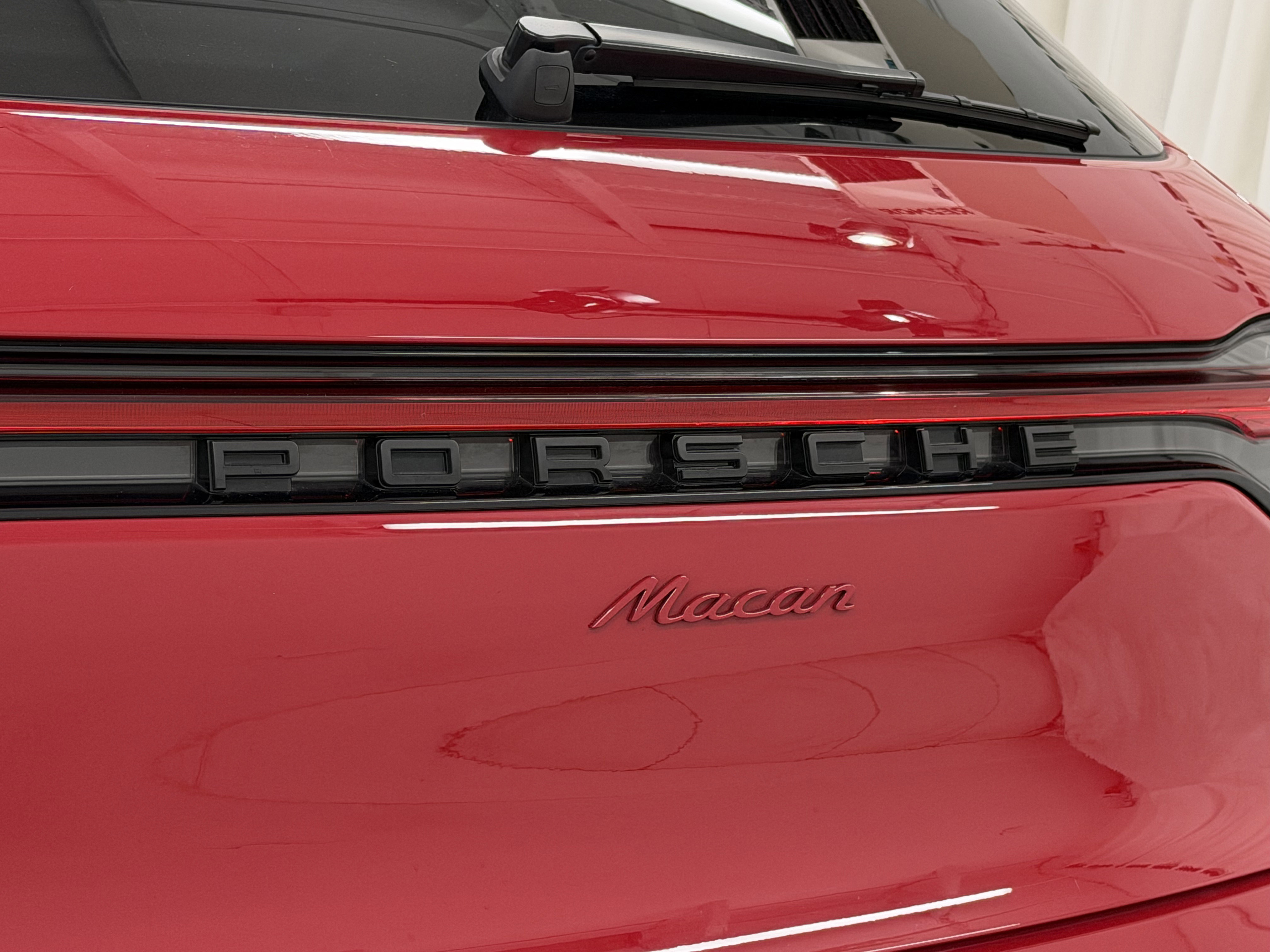 Certified 2024 Porsche Macan image 66