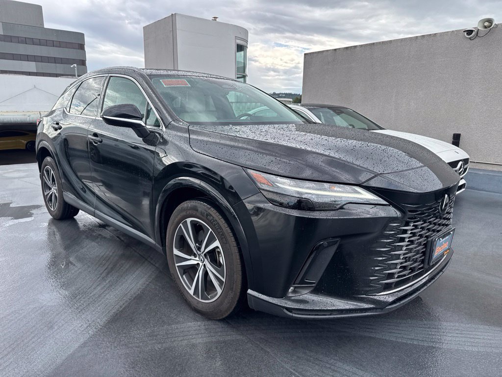 Used 2024 Lexus RX 350 FWD w/ Technology Package image 3