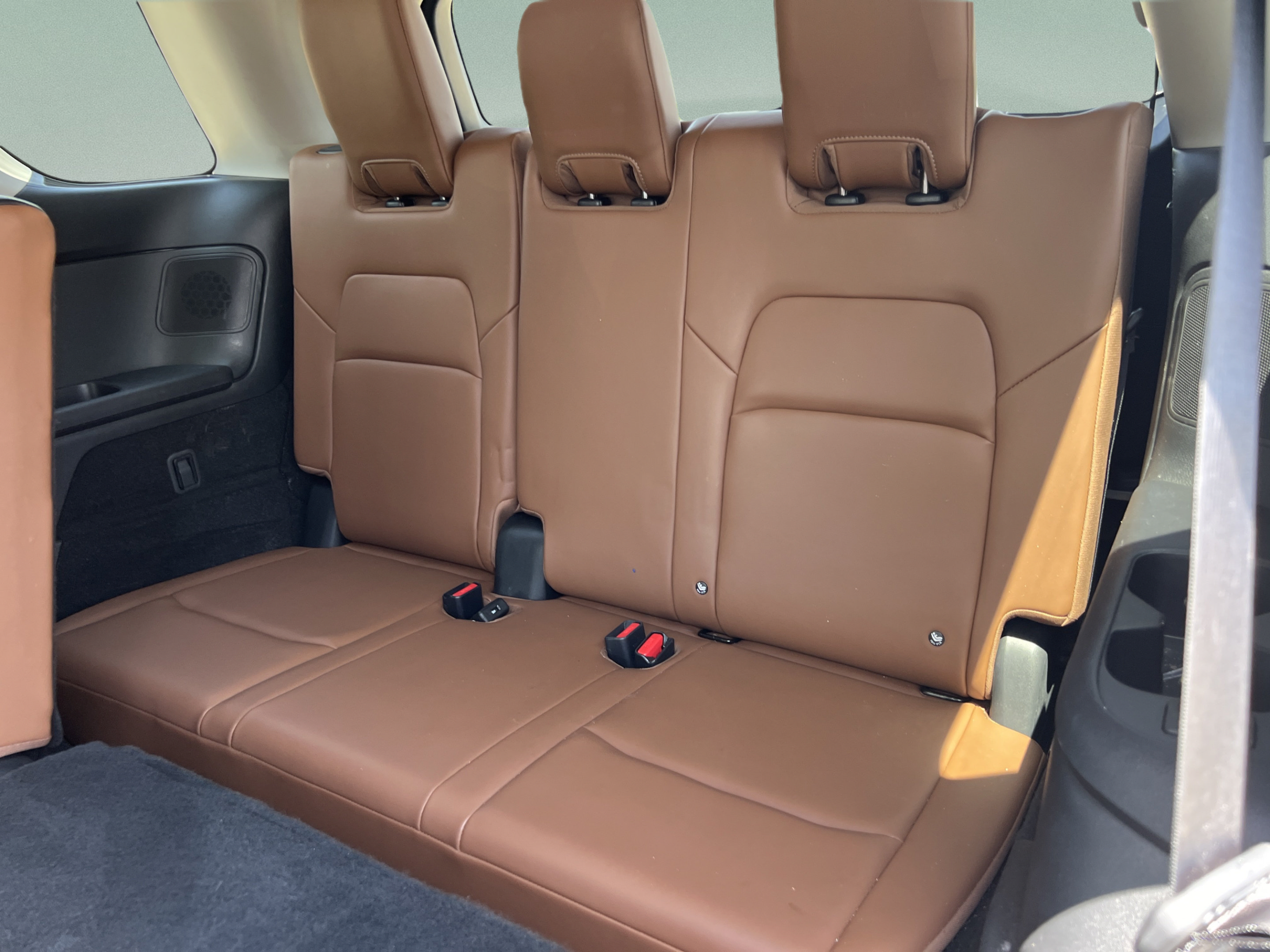Used 2024 Nissan Pathfinder Platinum w/ Cargo Package FWD image 24