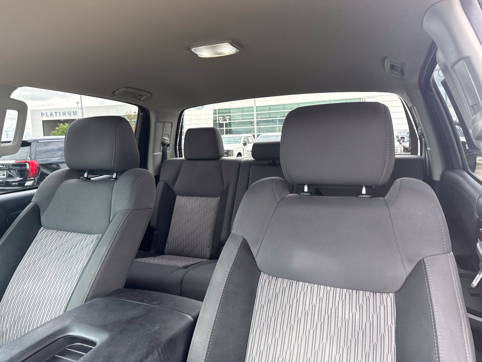 Used 2016 Toyota Tundra SR5 w/ SR5 Upgrade Package AWD/4WD image 23