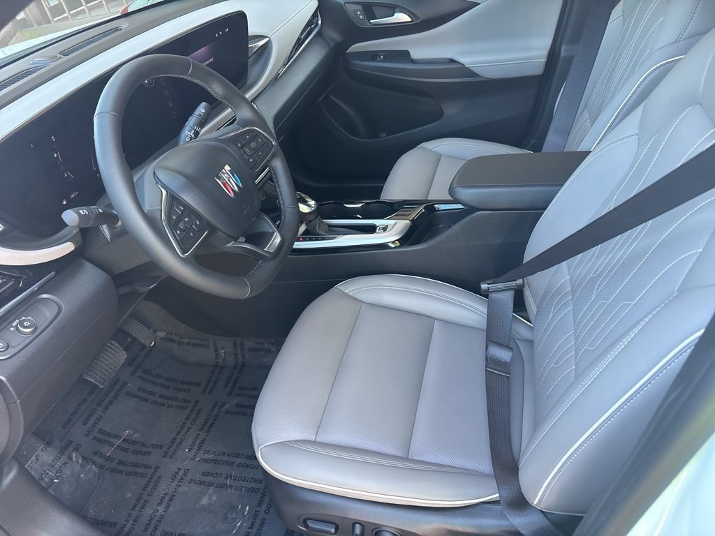 Used 2025 Buick Envista Avenir FWD image 14