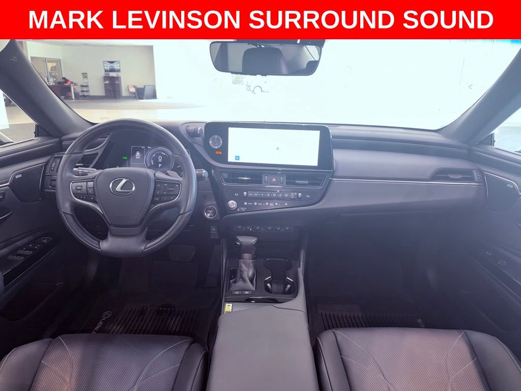 Used 2024 Lexus ES 300h Ultra Luxury w/ Accessory Package (Z2) FWD image 15