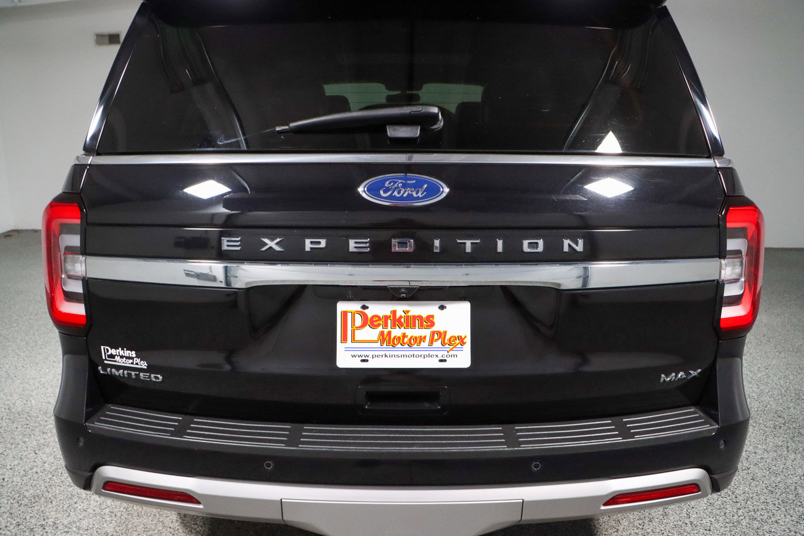 Used 2023 Ford Expedition Max Limited AWD/4WD image 8