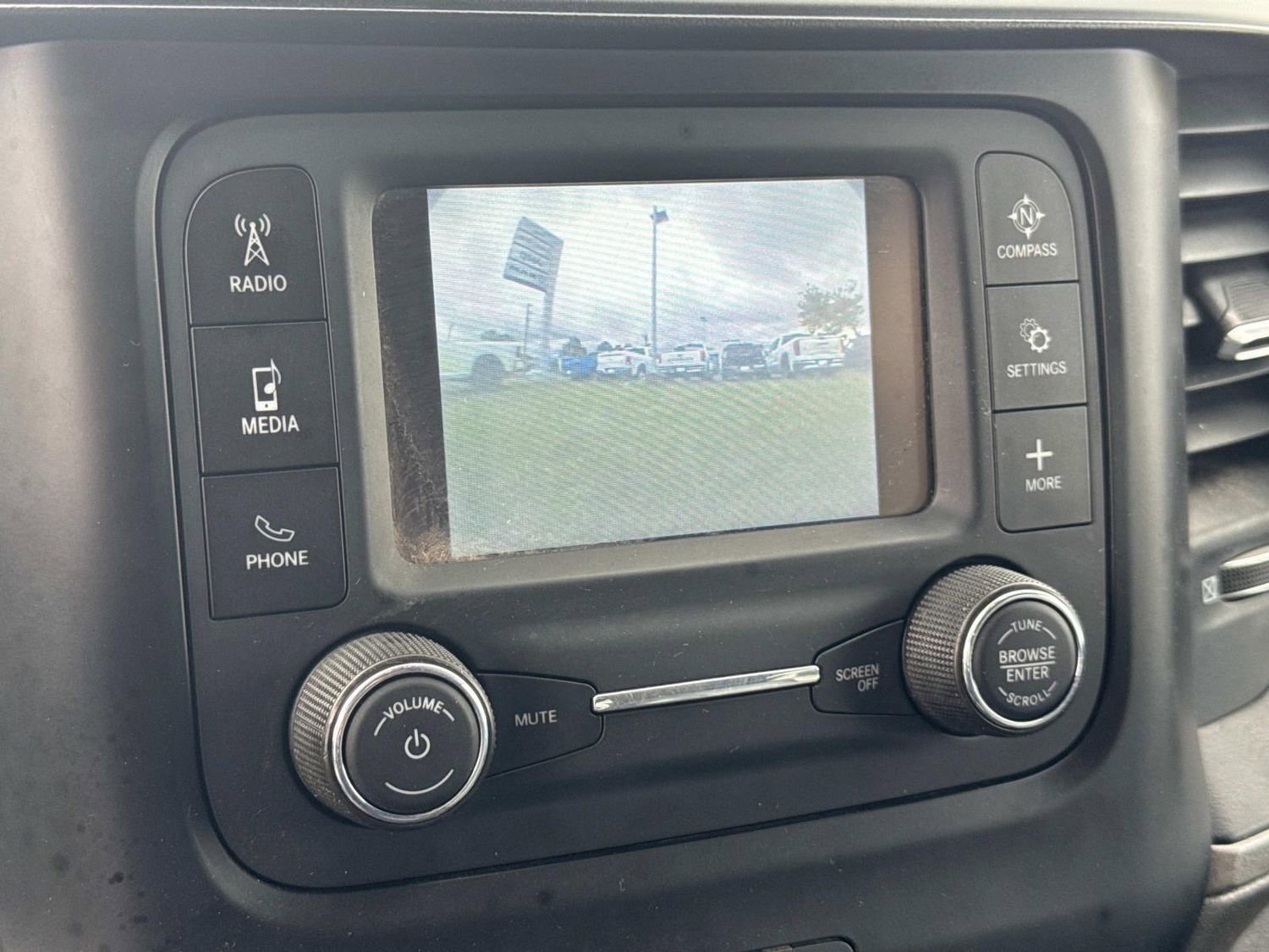 Used 2019 RAM 3500 Tradesman w/ Chrome Appearance Group image 32