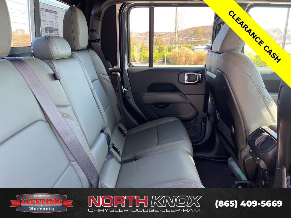 New 2026 Jeep Gladiator Mojave image 22