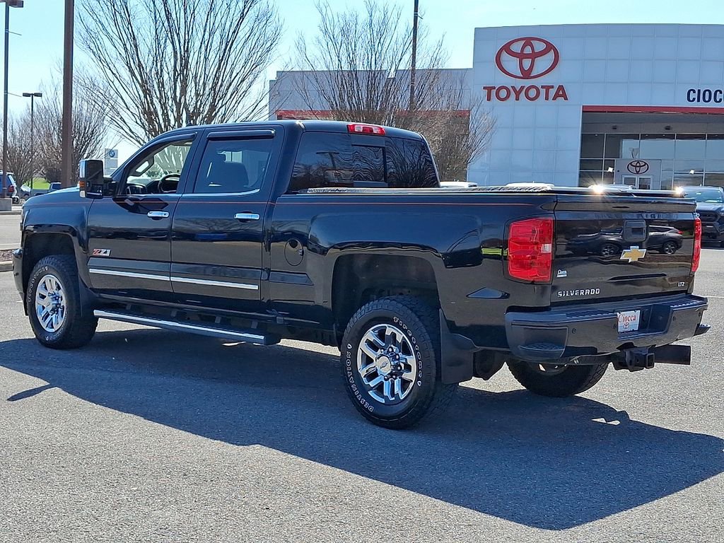 Used 2018 Chevrolet Silverado 3500 LTZ w/ Duramax Plus Package AWD/4WD image 7