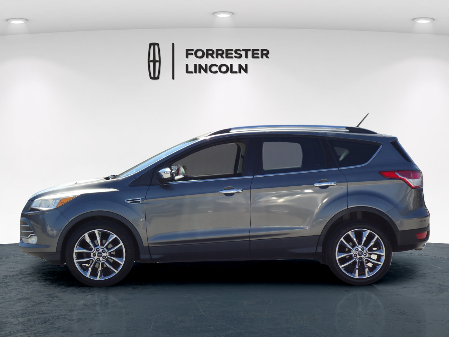 Used 2014 Ford Escape SE w/ SE Chrome Package FWD image 6