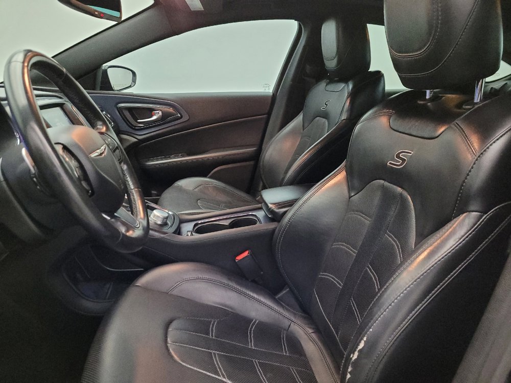 Used 2015 Chrysler 200 S w/ Navigation & Sound Group I image 17