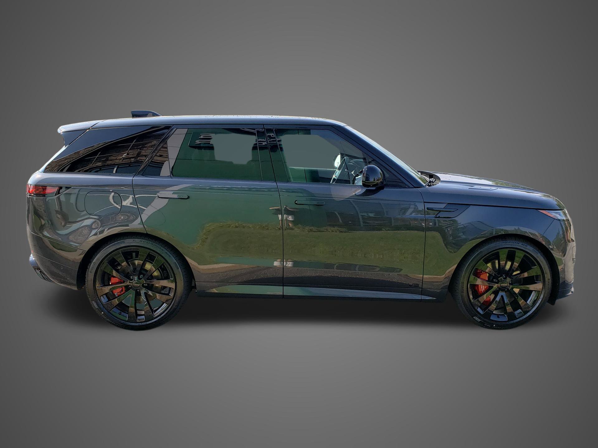 New 2027 Land Rover Range Rover Sport Dynamic SE AWD/4WD image 4
